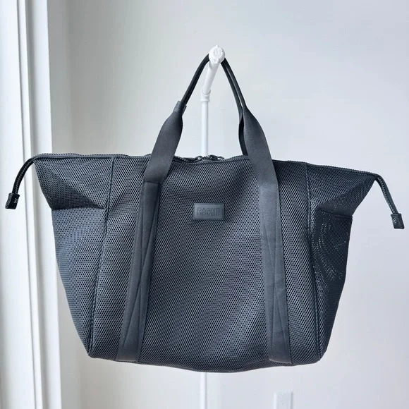 Dagne Dover Landon Carryall Extra Large Duffel Bag in Onyx Air Mesh - Picture 5 of 16